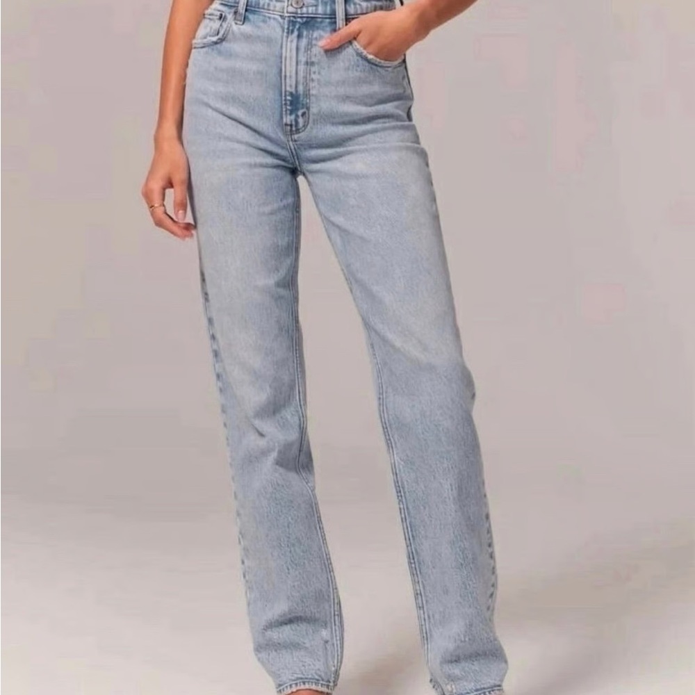 Abercrombie & Fitch Curve Love Ultra High Rise 90s Straight Denim Jeans 32 long